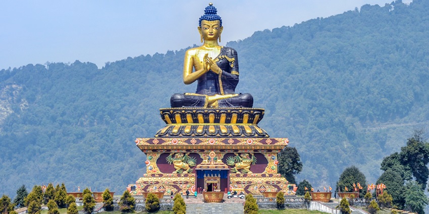 The Buddha Park is one of the best places to visit around Tashiding Monastery for all.