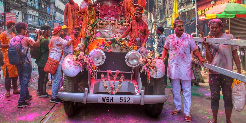Mela scene featuring diverse vendors - one of the best summer festivals in West Bengal