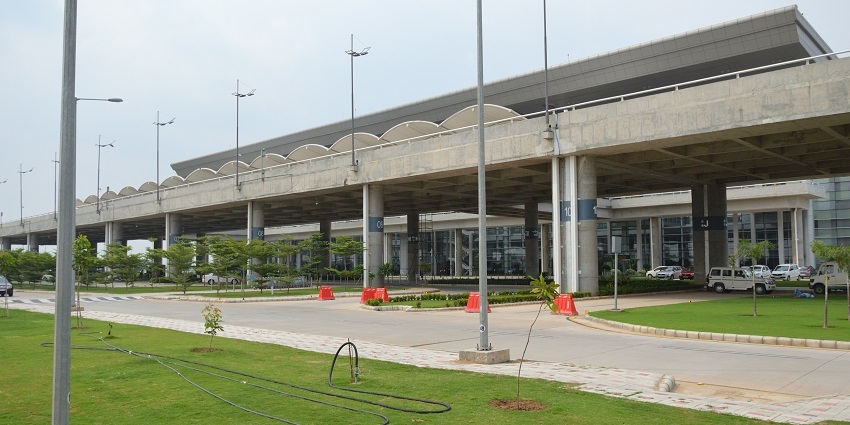 You can easily reach Jaitak Fort through the Chandigarh airport as a main connecting link.