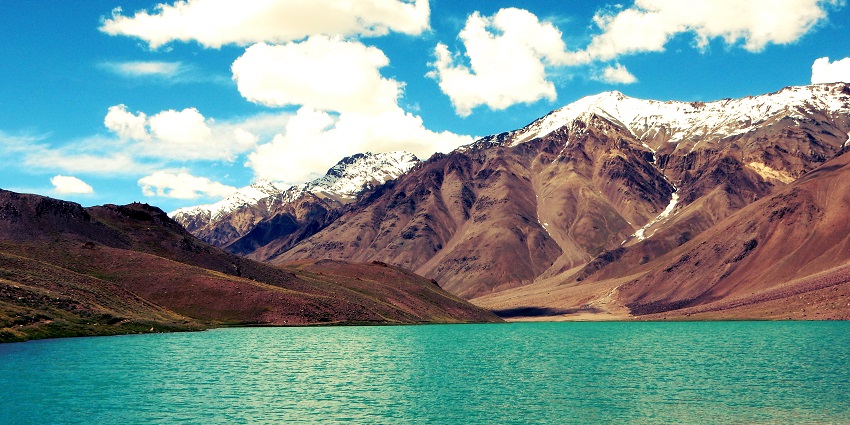 Chandratal Lake is one of the best places to visit around Komic Monastery for all.
