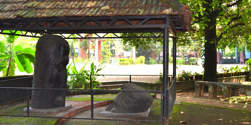 A view of the Changampuzha Park, one of the top places to visit in Ernakulam for couples.