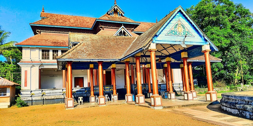 Chengannur Mahadeva Temple is one of the oldest and most revered temples in Kerala.
