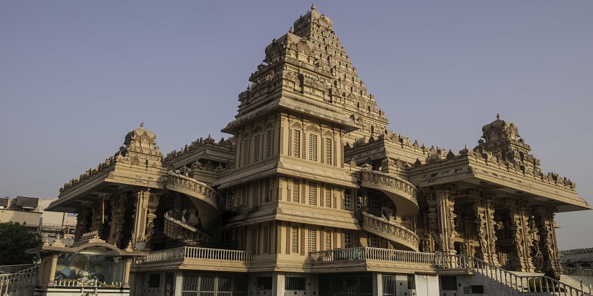 Beautiful snapshot of the Lakshmi Vinayaka Temple in the Chhatarpur temple complex