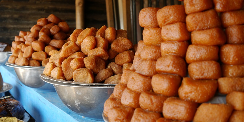 This dish perfect for the sweet tooths exploring the streets of the city for an authentic dessert