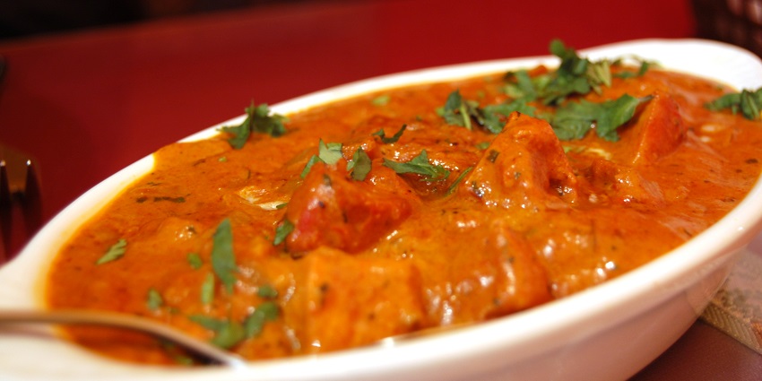 Chicken Lababdar, an Indian cuisine, is a mix of flavorful spices and tomato sauce.