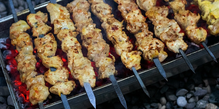 Chicken kebabs are, undoubtedly, the must-try famous street food in Dubai city.