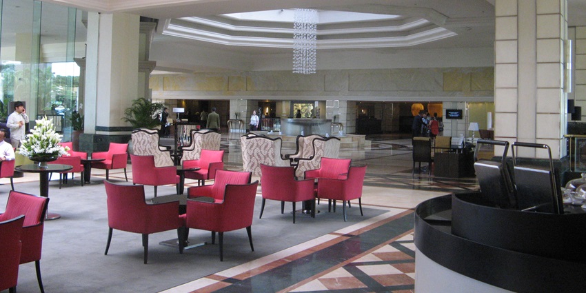 Cinnamon Grand Colombo, a place for tourists for tasty food and a comfortable stay.