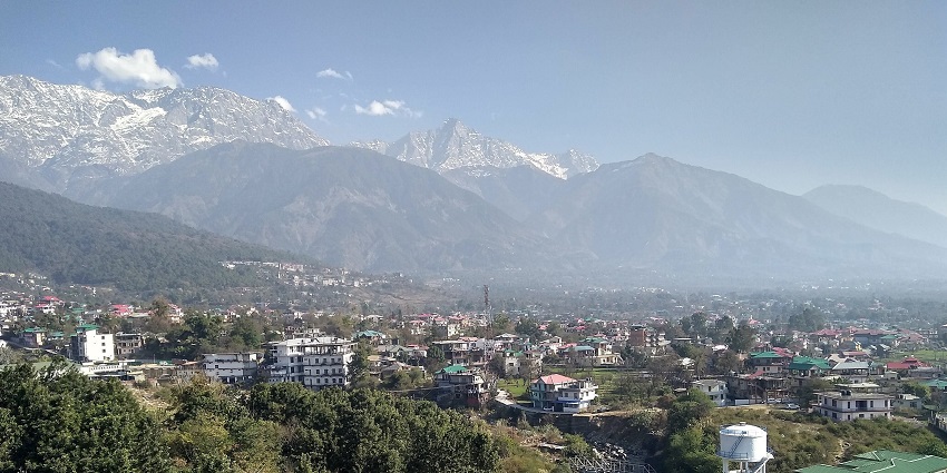 Dalhousie is one of the most popular places for an escape to visit near the Chintpurni temple