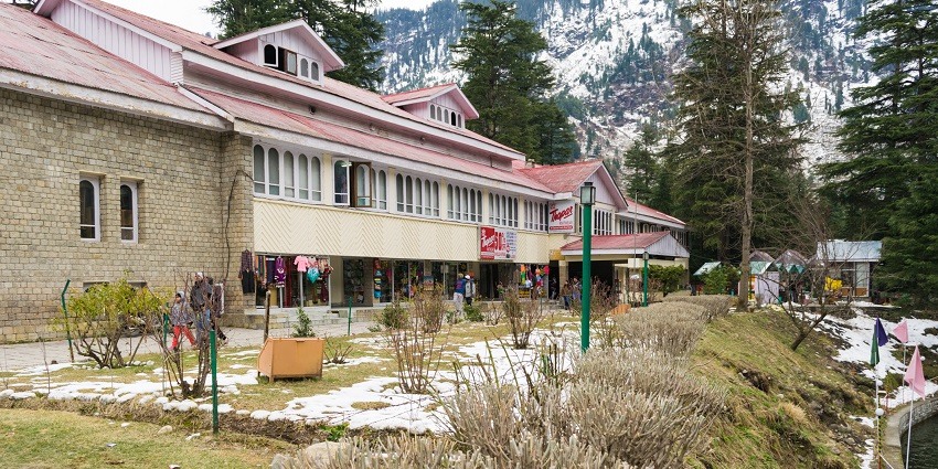Club House provides karting and rope crossing activities during the most celebrated time of the year.