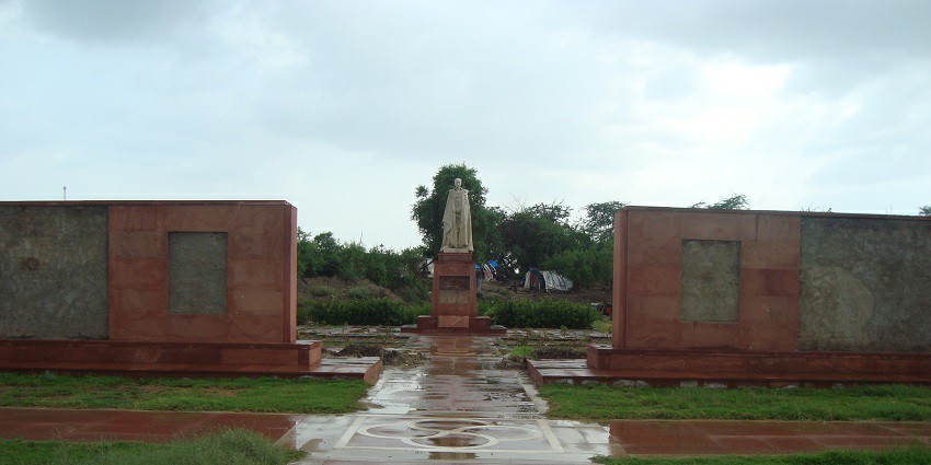 Scenic snapshot of the beautiful Coronation park in the delhi, a memorial of Past