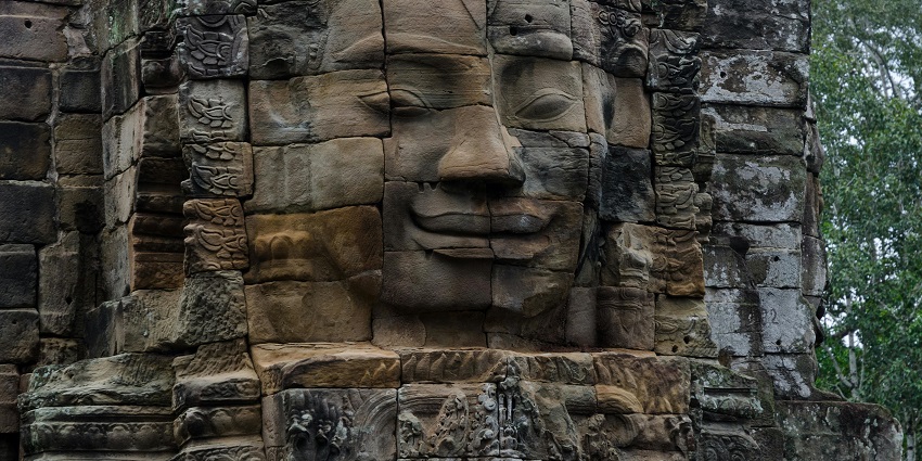 Watch vibrant cultural shows at Angkor Wat, a thing to do on your visit to Bayon Temple.