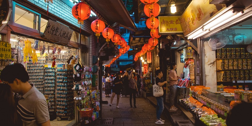 Enjoy Kuala Lumpur nightlife while exploring venues offering cultural experiences.