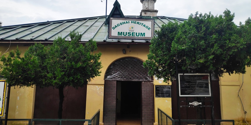 Dagshai museum is one of the unique places to visit in Solan, showcasing India’s rich past.