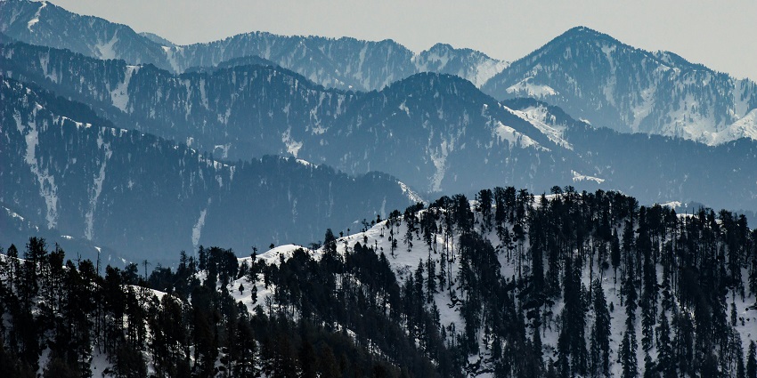 Enjoy the breathtaking views from Dainkund Peak, one of the places to visit in Khajjiar.