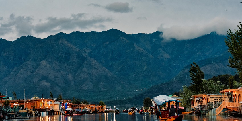 Dal Lake is a beautiful sight to behold and you can go on shikara rides here to enjoy the views
