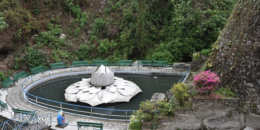 The Darjeeling Rock Garden, one of the top places to visit in Darjeeling for couples.
