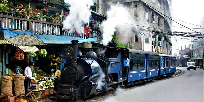 Travelling in this Darjeeling Himalayan train with the scenic views is a once in a lifetime experience