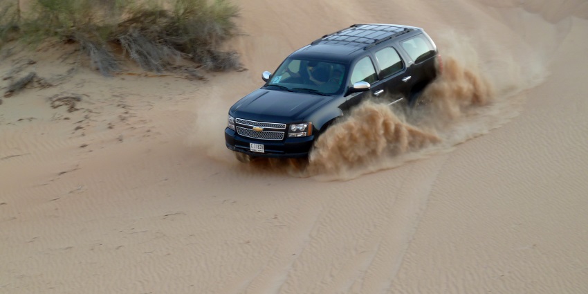 These desert activities in the safari in Ras Al Khaimah entertain the tourists in their vacations.