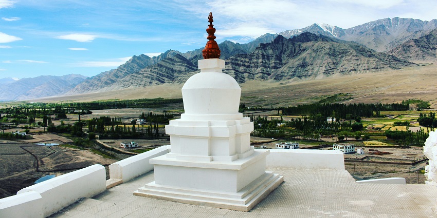 A glimpse of Dhakpo Shedrupling Monastery, one of the top places to visit in Kullu.
