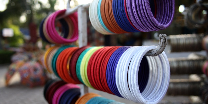 Shop to your heart’s content at Dilli Haat which has an amalgamation of cultural stalls