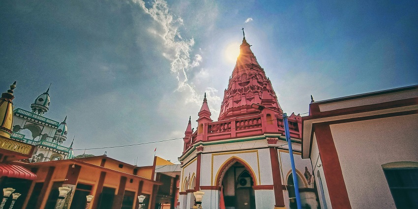 Draksharamam Bhimeswara Temple, one of the top Jyotirlinga temples in Andhra Pradesh.
