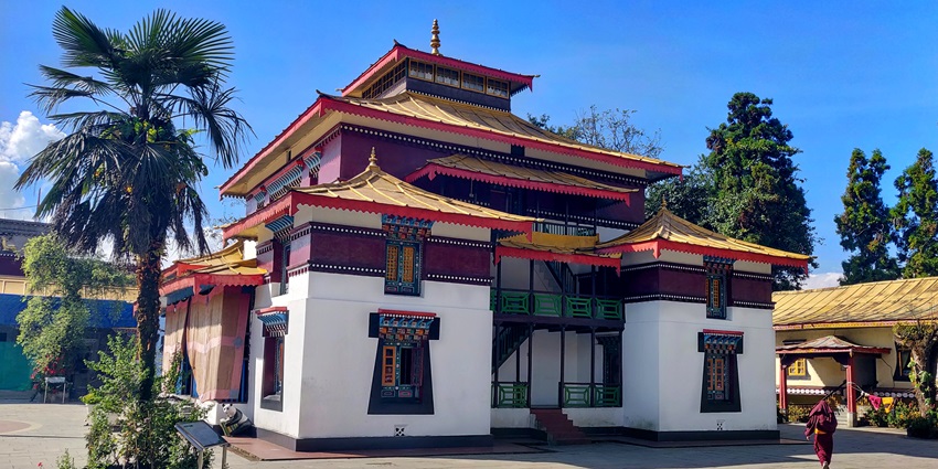 Enchey Monastery is one of the best places to visit around Banjhakri Waterfalls Gangtok.