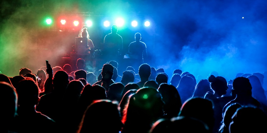 Engine Room is one of the top nightclubs in Indonesia for everyone to visit and enjoy.