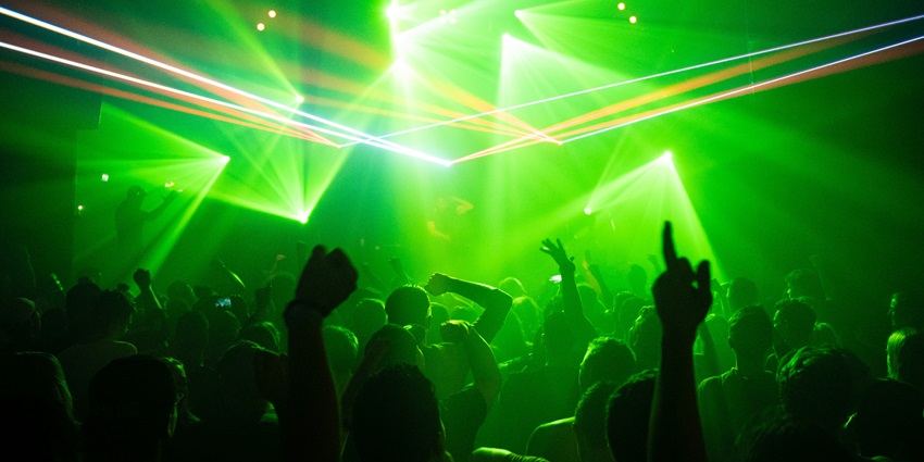 A glimpse of the Envy Club, one of the top places to relish Vietnam nightlife for singles.