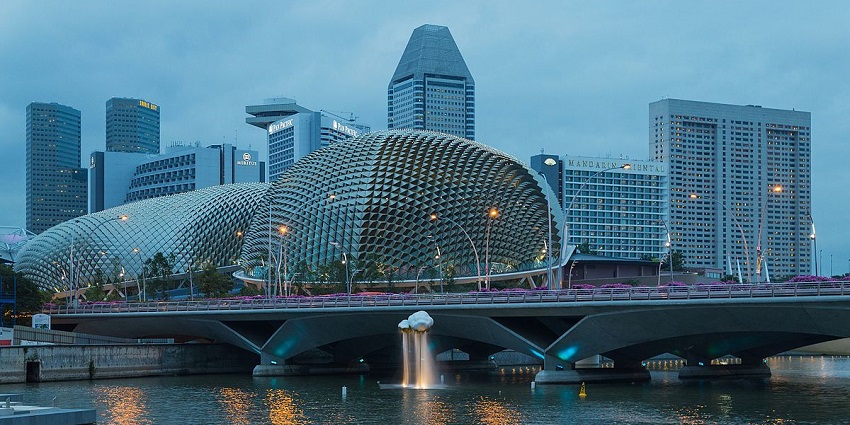 Esplanade Theatres on the Bay is one of the famous tourist hotspots and a must-visit.