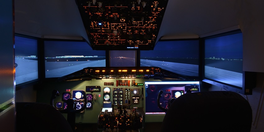 Boeing in the Cockpit Flight Simulator is one of the most fun things in to do in Delhi airport