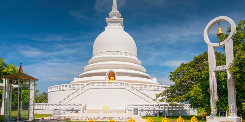 Spending time at Japanese Peace Pagoda is one of the best things to do in Galle.