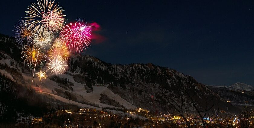 Enjoy a fun-filled getaway with a bashing New Year party in Shimla, Himachal Pradesh.