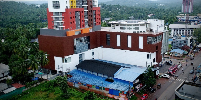 Beautiful aerial view of a mall in the city of Calicut—New Year party in Calicut, Kerala