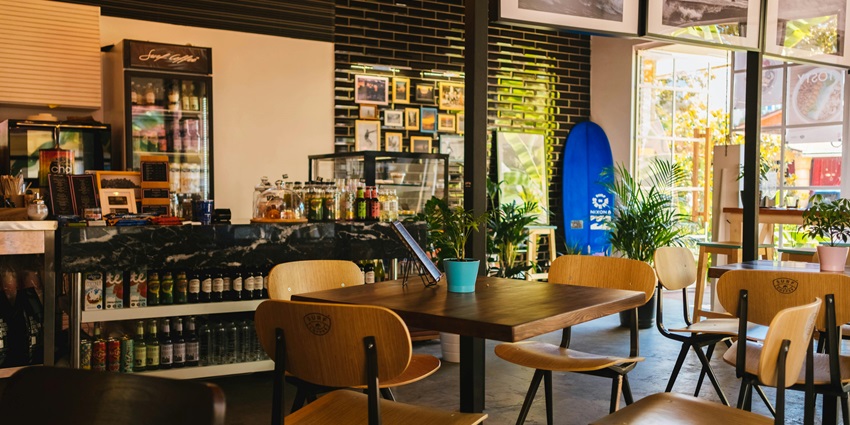 The snapshot of the cafe in the vicinity of the National capital territory of Delhi