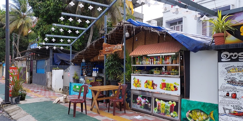 Relish the delectable local cuisine at the popular restaurants and cafes of Kerala
