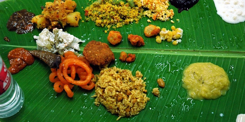 Partaking in the annual Valla Sadhya Festival is one of the best experiences here.