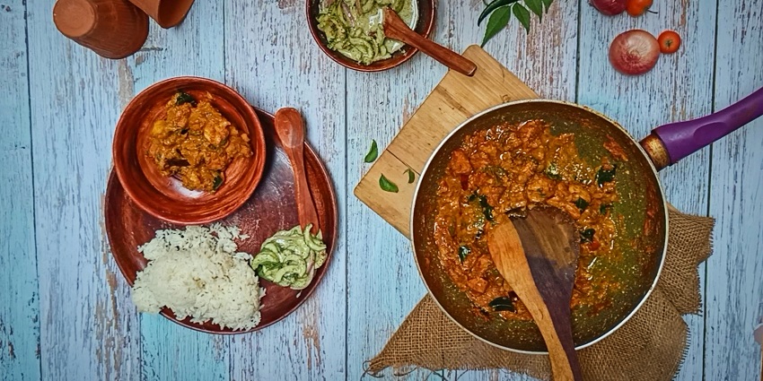 After bungee jumping in Wayanad, you can head to an eating joint to taste local flavours.