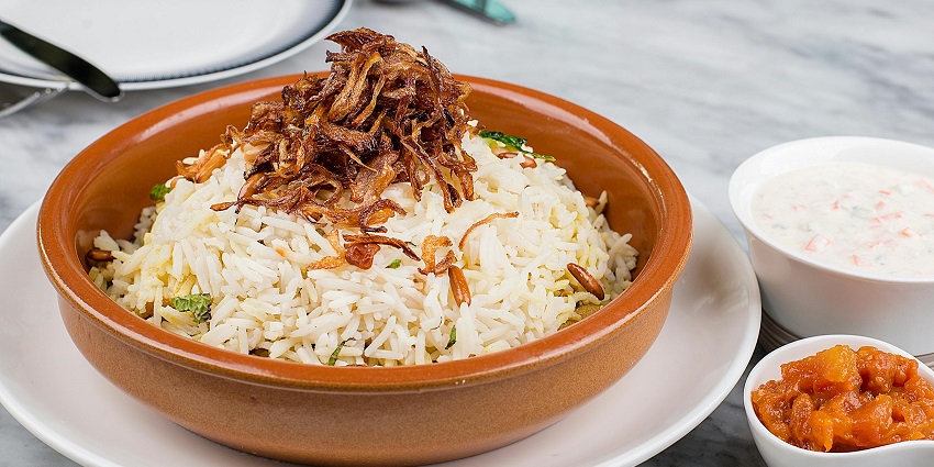 As you explore Yumthang Valley in December, do not forget to taste local flavour here.