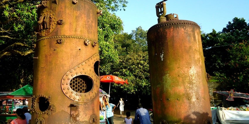 Explore the history at Fort Kochi, one of the places to visit in Kerala on your next trip.