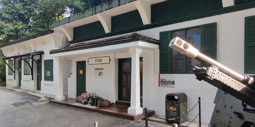 Visiting Fort Siloso is one of the best things to do in Sentosa Island for history buffs.