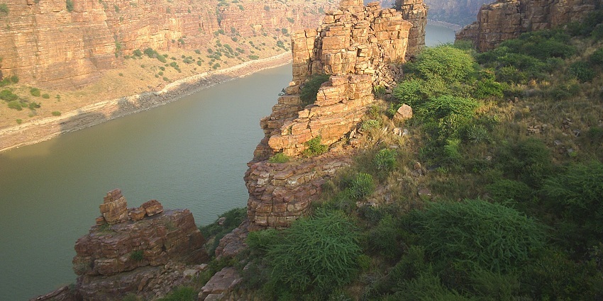 View of Gandikota Fort in Andhra Pradesh, showcasing its ancient architecture.
