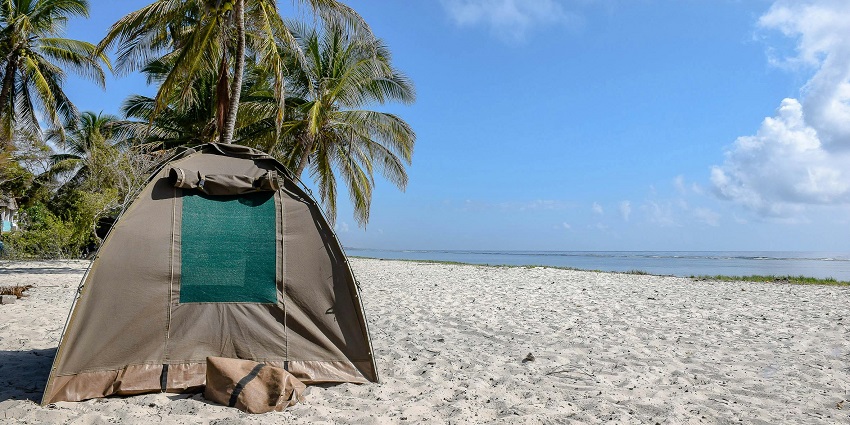Fujairah Beach is one of the best spots for for having a hassle-free experience amid nature.
