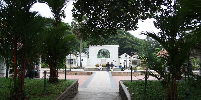 Beautiful snap shot from the Gandhi park surrounded by the allurimg greenery