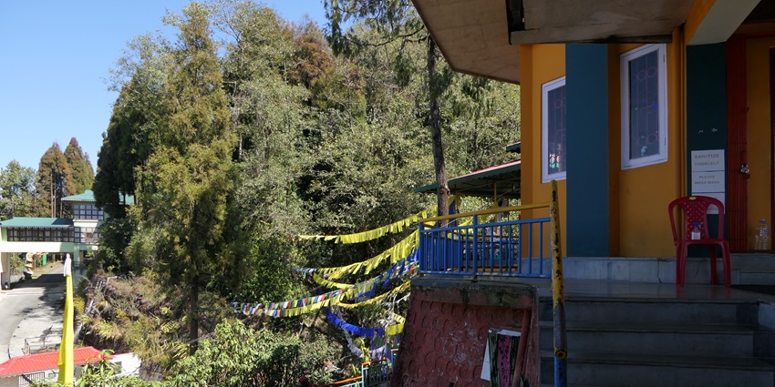 Inside the temple of Ganesh Tok, one of the places to visit near Ranka Monastery.