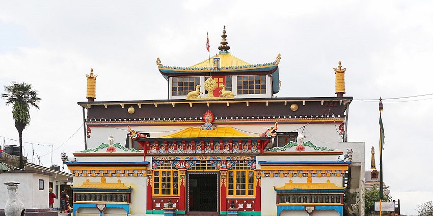 Ghoom monastery, the oldest Tibetan Buddhist monastery in Darjeeling, lies close to Senchal Wildlife Sanctuary.