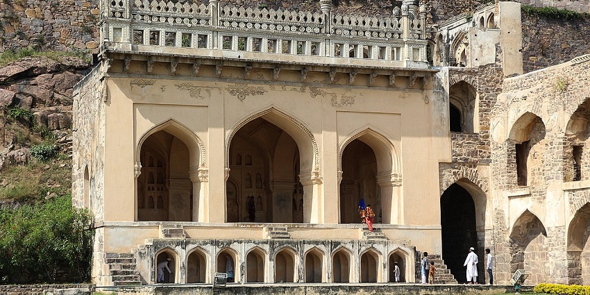 Golconda Fort is one of the historical forts in Andhra Pradesh that has its own grandeur