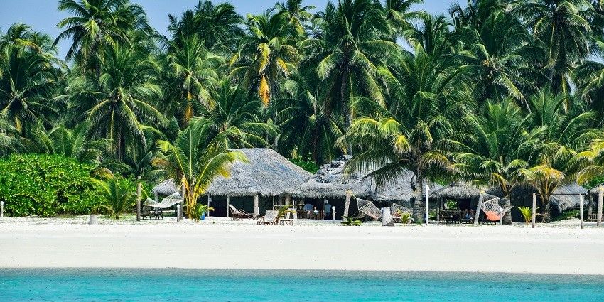 Gold Beach Resort is one of the popular resorts for the best New Year party in Daman.