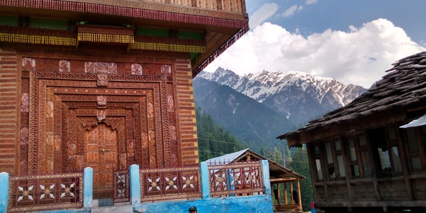Grahan Village is remotely located and is an offbeat location in Himachal Pradesh.