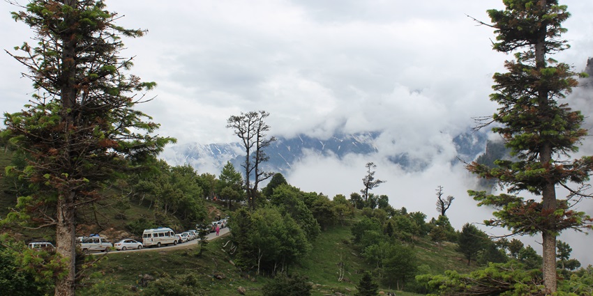 An amazing view of Gulaba one of the tourist places in Himachal Pradesh, India.