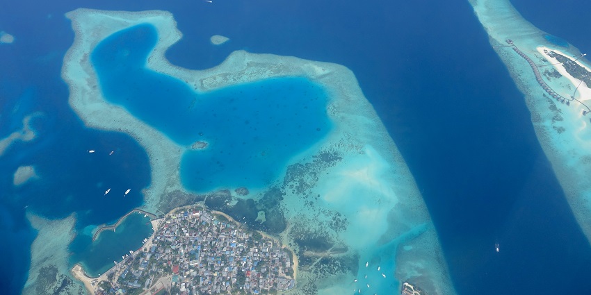 Guraidhoo Fishing Village offers insights into ancient fishing techniques of the region.